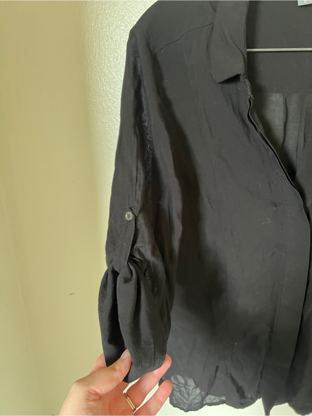 James Perse Women’s Black Blouse Size M Classic Minimalist Button Front Shirt - Picture 4 of 7